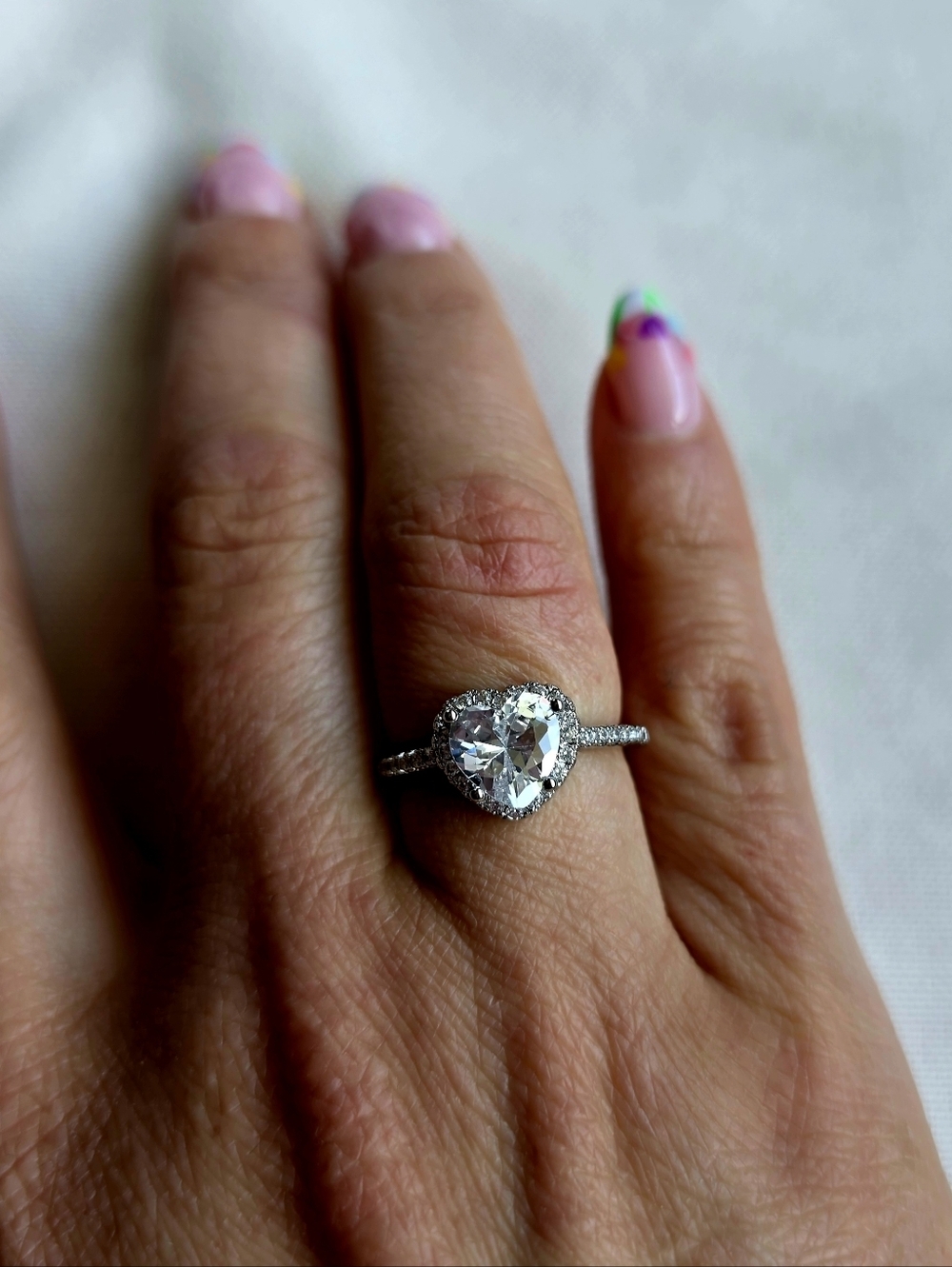Engagement Ring 2.45 Ct Heart Shape halo Diamond stimulated, sterling silver 925 - Picture 7 of 9